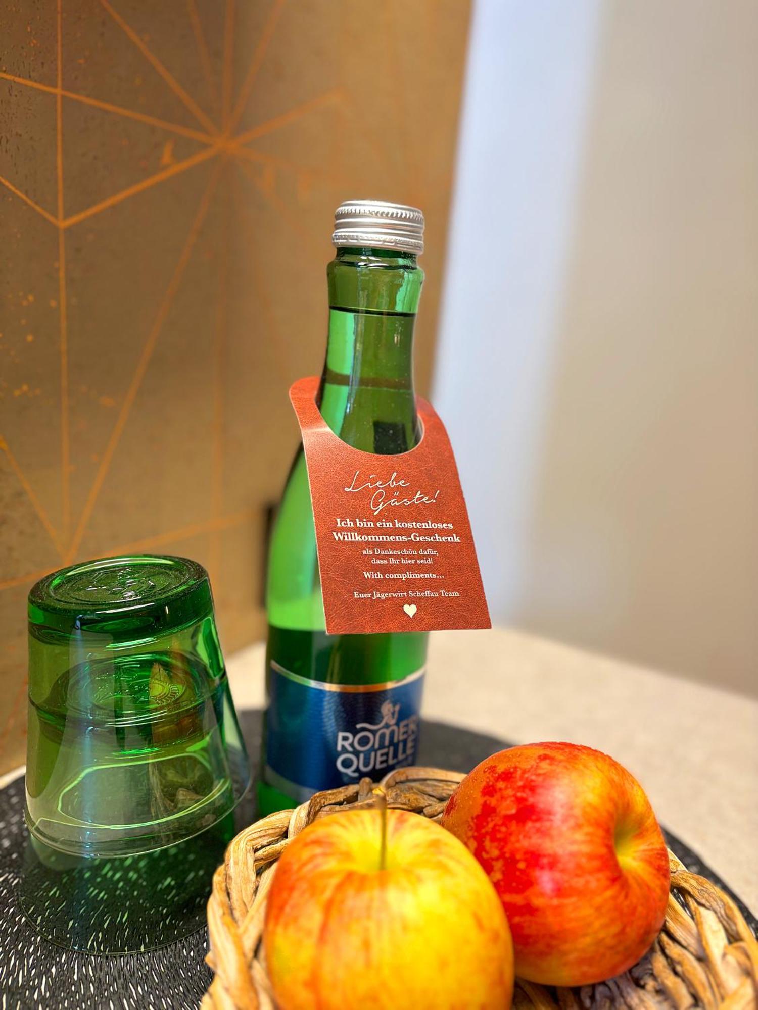 Boutique-Pension Jaegerwirt 凯撒山麓舍福 外观 照片